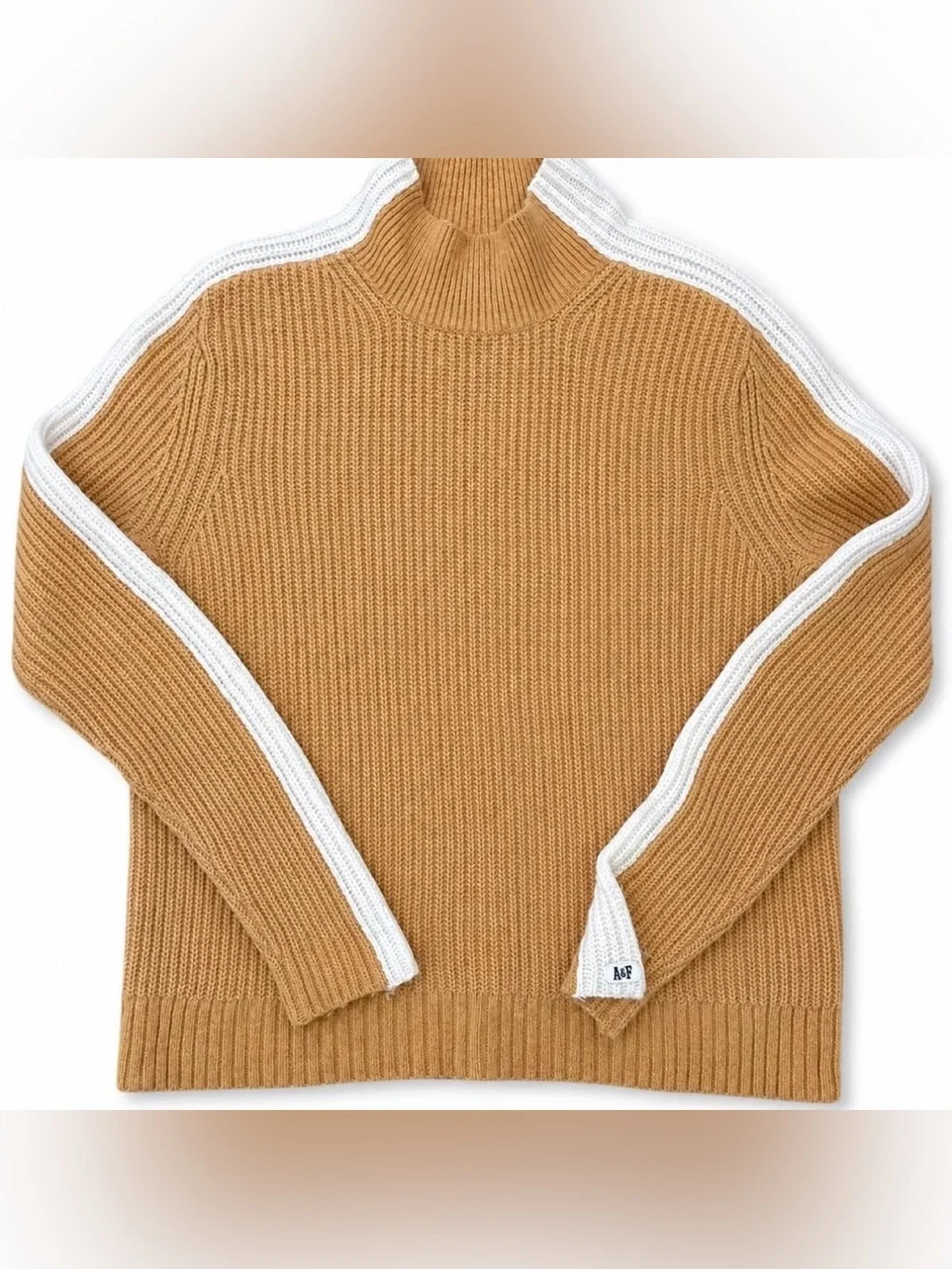 Abercrombie & Fitch mustard yellow and cream striped sweater